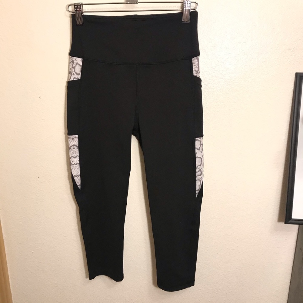 S2 Sportswear Capri Leggings